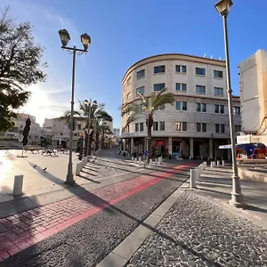 Apartment Paris Square Downtown, Haifa